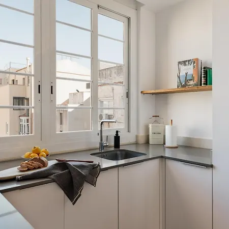 Lygos - 2 Bedrooms And Terrace In Eixample Esquerra *