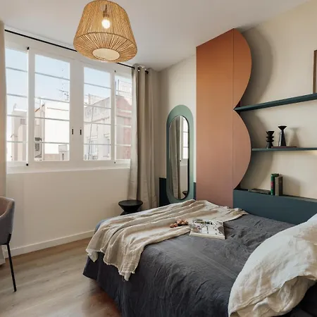 Lygos - 2 Bedrooms And Terrace In Eixample Esquerra アパート